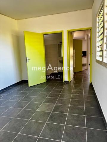 Maison à CAYENNE, 97300 - 4 pièces 98m²