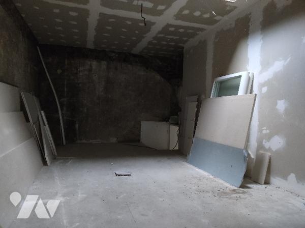 Un immeuble (ancien Hôtel – Restaurant)