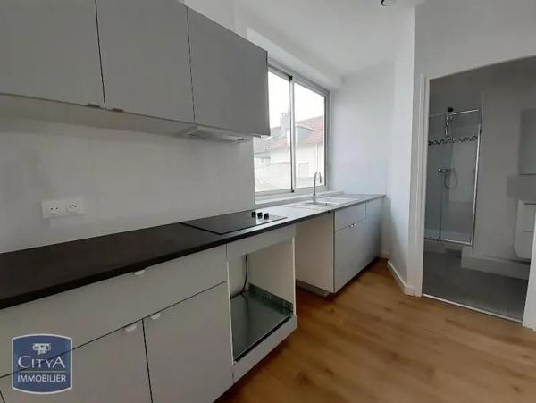 Appartement à louer 2 pièces 40.14m² Saint-Maur-des-Fossés (94100)