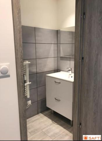 Immeuble de ville rénové de 2 appartements au centre ville de Thaon-les-Vosges