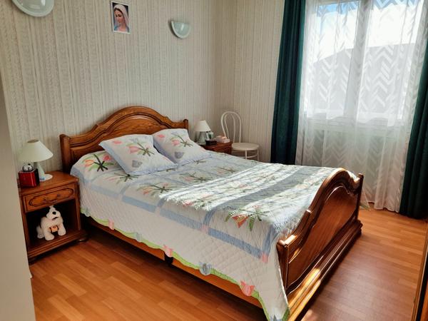 MAISON 3 CHAMBRES SUR DEMI-SOUS SOL