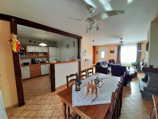 MAISON 3 CHAMBRES SUR DEMI-SOUS SOL