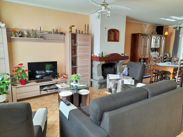 MAISON 3 CHAMBRES SUR DEMI-SOUS SOL