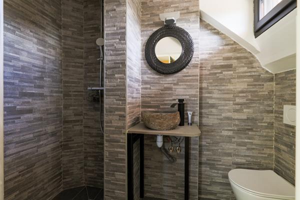 Pavillon individuel contemporain sur 1259 m² de terrain à Sainte Geneviève des Bois