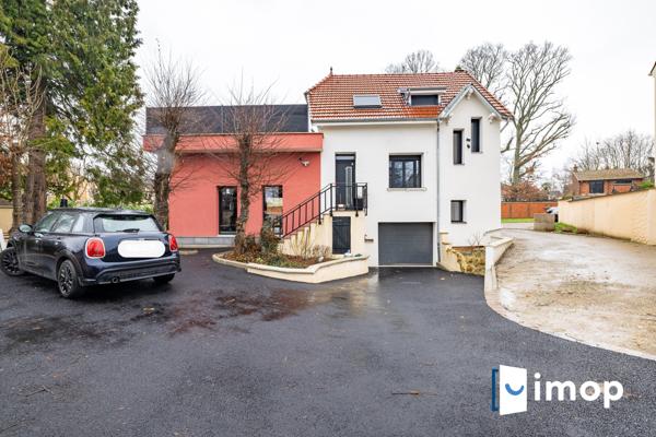 Pavillon individuel contemporain sur 1259 m² de terrain à Sainte Geneviève des Bois
