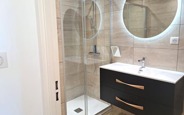 Appartement à vendre    2 pièces • 49,80 m2 Vallauris