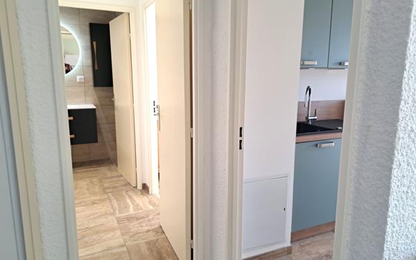 Appartement à vendre    2 pièces • 49,80 m2 Vallauris