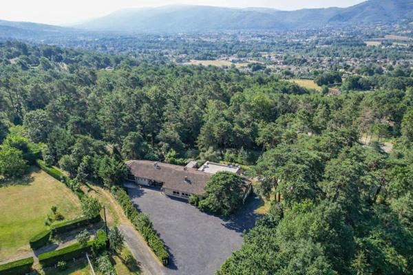 Vente Maison de luxe Mazamet 9 Pièces 365 m²