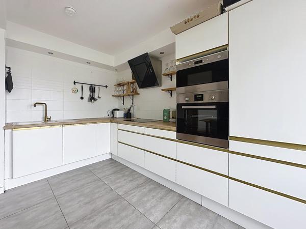 Appartement T4 lumineux avec balcon
