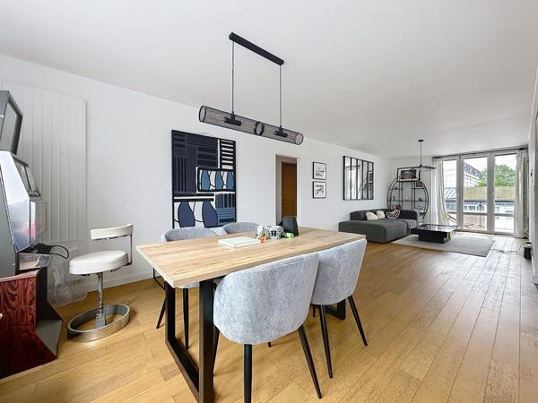 Appartement T4 lumineux avec balcon