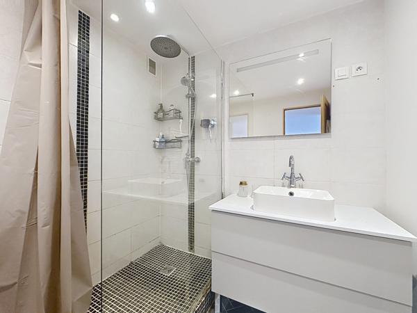 Appartement T4 lumineux avec balcon