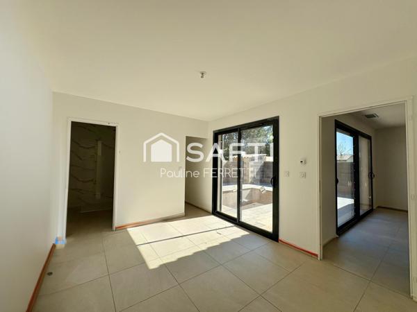 Villa plain pied T4,100m2 avec jardin, piscine et garage