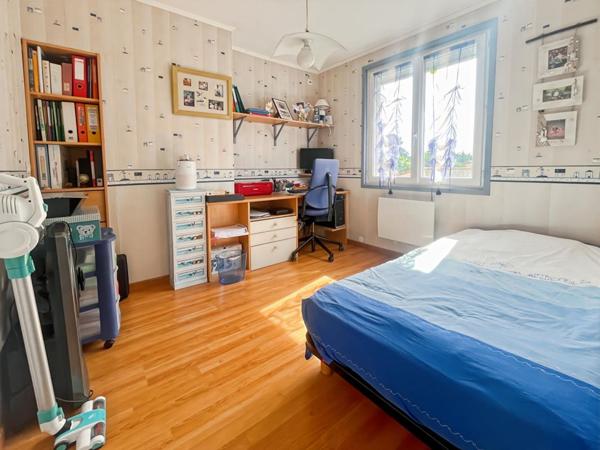 Maison Saint Brevin Les Pins 4 pièce(s) CENTRE VILLE plus dépendances  aménagées 42 m²