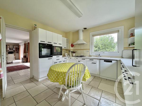 Maison à vendre  7 pièces - 214,66 m 2   BIARRITZ  - 64