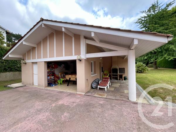 Maison à vendre  7 pièces - 214,66 m 2   BIARRITZ  - 64