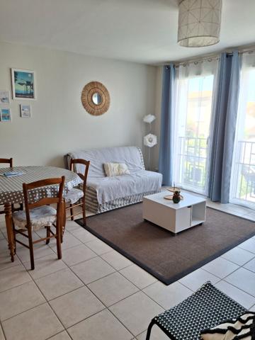Appartement Chatelaillon Plage 3 pièce(s) 56.59 m2 Chatelaillon plage Appartement Chatelaillon Plage 3 pièce(s) 56.59 m2 Chatelaillon plage
