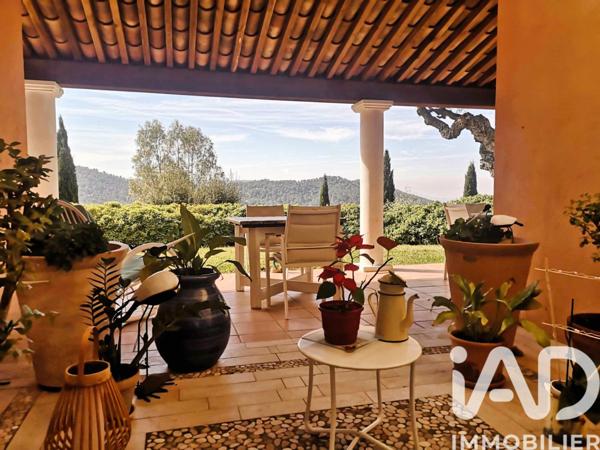 Maison à vendre 5 pièces 153 m² Pierrefeu-du-Var