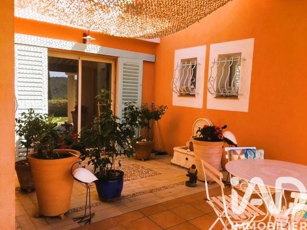 Maison à vendre 5 pièces 153 m² Pierrefeu-du-Var