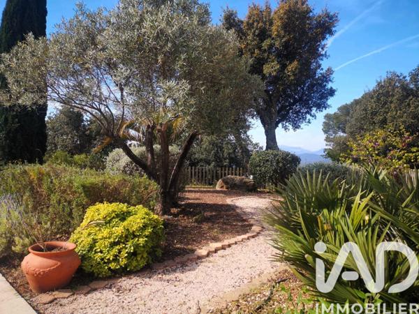 Maison à vendre 5 pièces 153 m² Pierrefeu-du-Var