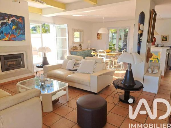 Maison à vendre 5 pièces 153 m² Pierrefeu-du-Var