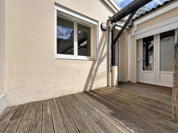 Vente                                                      Appartement
                        
                     2 pièces                      32 m2                     à Reims