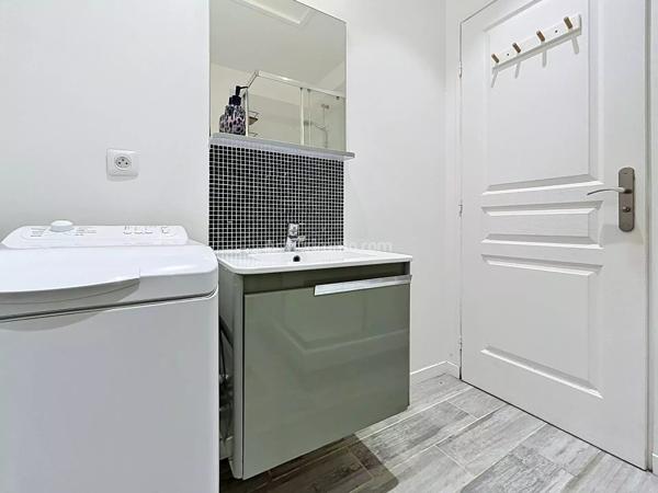 Vente                                                      Appartement
                        
                     2 pièces                      32 m2                     à Reims