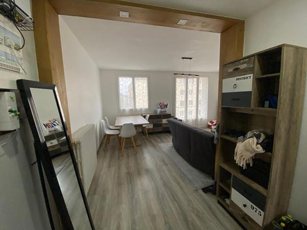 Appartement meublé 2 pièces 41.30m2 avec balcon et cave