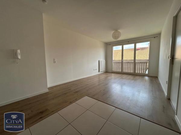 Appartement à louer 2 pièces 40.45m² Montlhéry (91310)