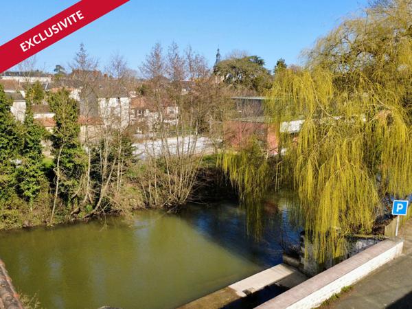Jolie maison de centre-bourg à Civray
