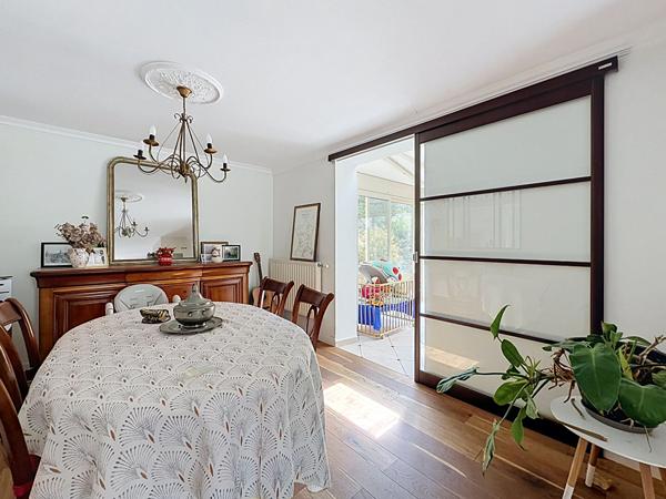 Maison 5 pièces à vendre à Angers - Secteur Nazareth, vie de plain-pied, 3 chambres, jardin, calme et sans vis-à-vis