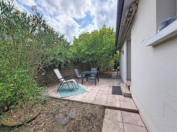 Maison 5 pièces à vendre à Angers - Secteur Nazareth, vie de plain-pied, 3 chambres, jardin, calme et sans vis-à-vis