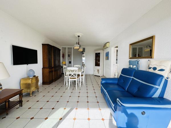 PROCHE CENTRE VILLE ET PLAGE APPARTEMENT 4 PIECES 79M2 AVEC SUPERBE VUE MER