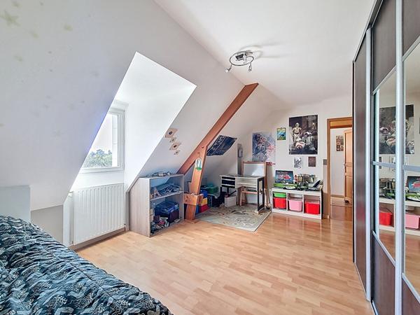 TOURS NORD - SAINTE RADEGONDE - Maison 6 pièces avec 4 chambres, 120 m² avec sous-sol complet et jardin