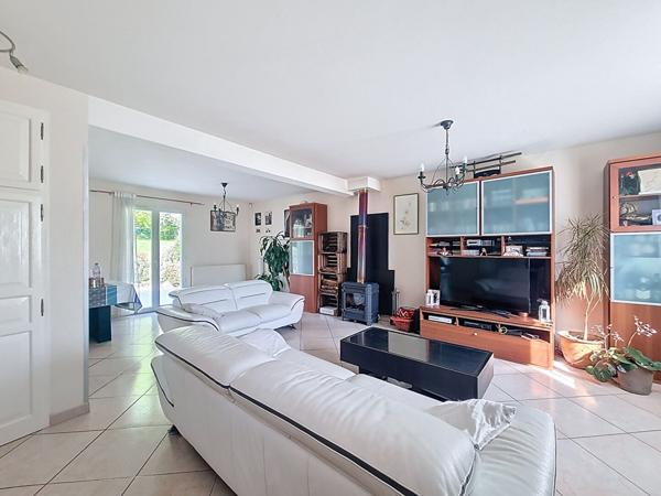 TOURS NORD - SAINTE RADEGONDE - Maison 6 pièces avec 4 chambres, 120 m² avec sous-sol complet et jardin