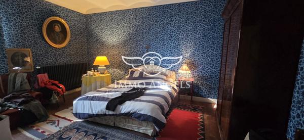 Magnanerie du XVIIIᵉ siècle – 249 m² habitables – Cœur de village, aux portes de l’Ardèche