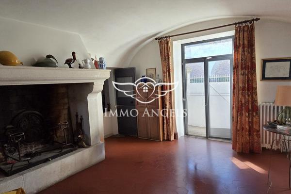 Magnanerie du XVIIIᵉ siècle – 249 m² habitables – Cœur de village, aux portes de l’Ardèche