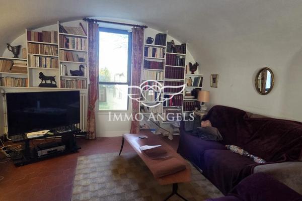 Magnanerie du XVIIIᵉ siècle – 249 m² habitables – Cœur de village, aux portes de l’Ardèche