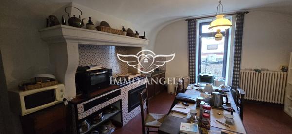 Magnanerie du XVIIIᵉ siècle – 249 m² habitables – Cœur de village, aux portes de l’Ardèche