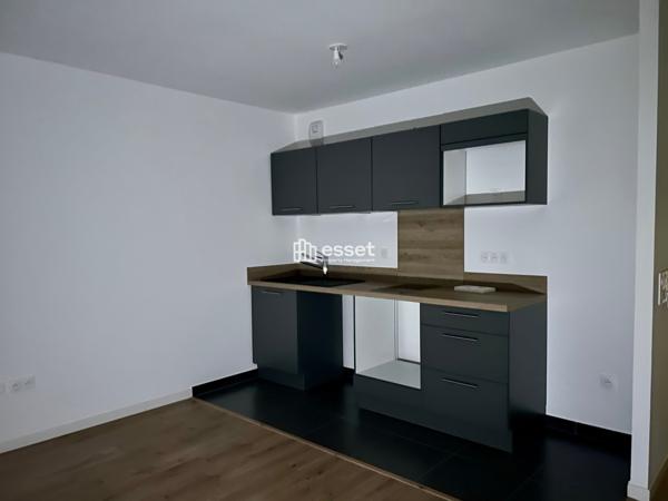 Location Studio 30.2 m² - Cergy 95000