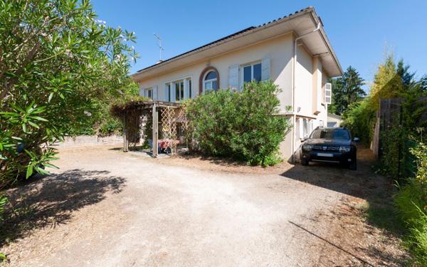 Maison à vendre    6 pièces •  Mont-de-Marsan