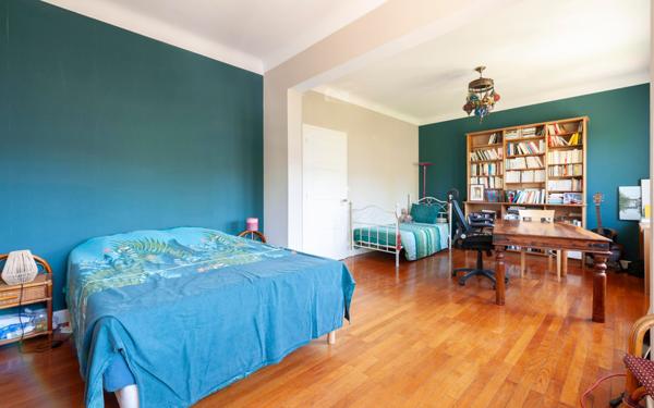 Maison à vendre    6 pièces •  Mont-de-Marsan