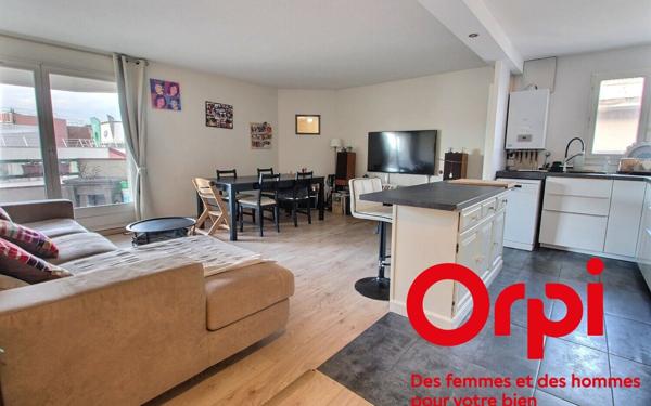 Appartement à vendre    4 pièces • 82,82 m2 Montigny-le-Bretonneux