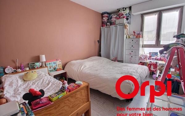 Appartement à vendre    4 pièces • 82,82 m2 Montigny-le-Bretonneux