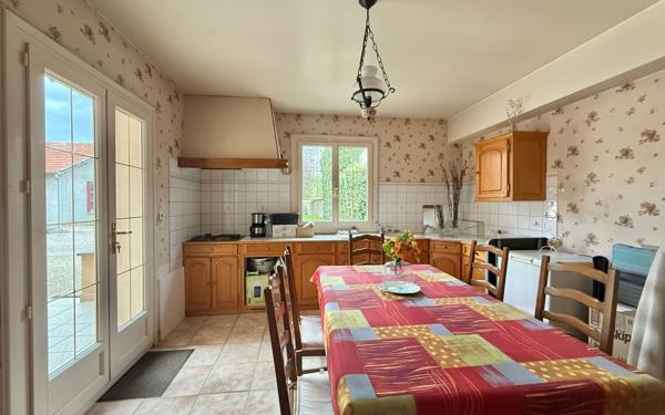 Maison à vendre    7 pièces •  Genlis