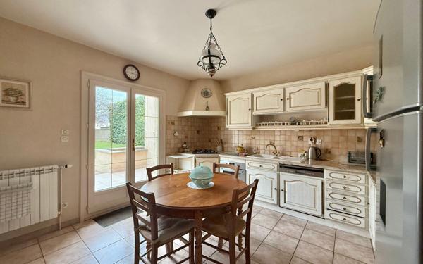 Maison à vendre    7 pièces •  Genlis