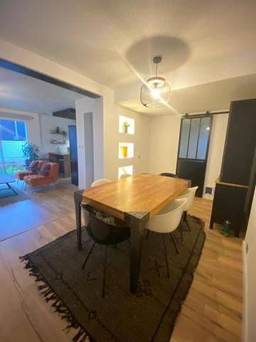 Maison Angers quartier des Banchais de 3 chambres avec jardin en parfait état