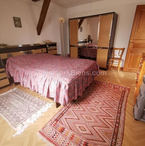 MAISON DE BOURG 102 M2