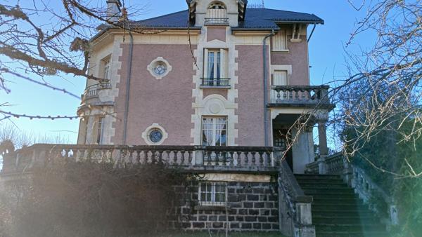 MAISON BOURGEOISE Mauriac (15200)