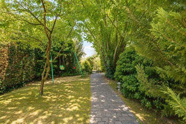 AULNAY-SOUS-BOIS - QUARTIER LE PARC | MAISON FAMILIALE 291 M² ? 5 CHAMBRES ? TERRAIN ARBORÉ 712 M² Aulnay sous bois