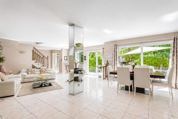 AULNAY-SOUS-BOIS - QUARTIER LE PARC | MAISON FAMILIALE 291 M² ? 5 CHAMBRES ? TERRAIN ARBORÉ 712 M² Aulnay sous bois